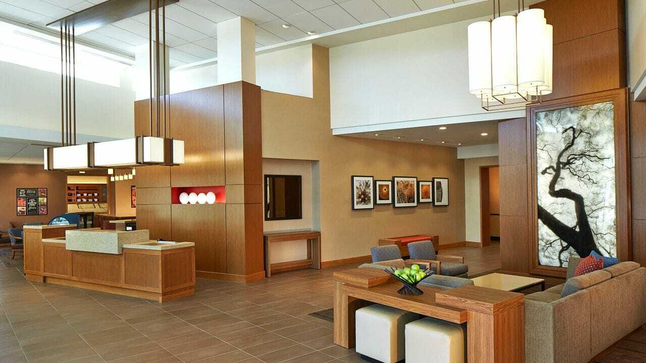 Hyatt Place Lansing-East Екстериор снимка